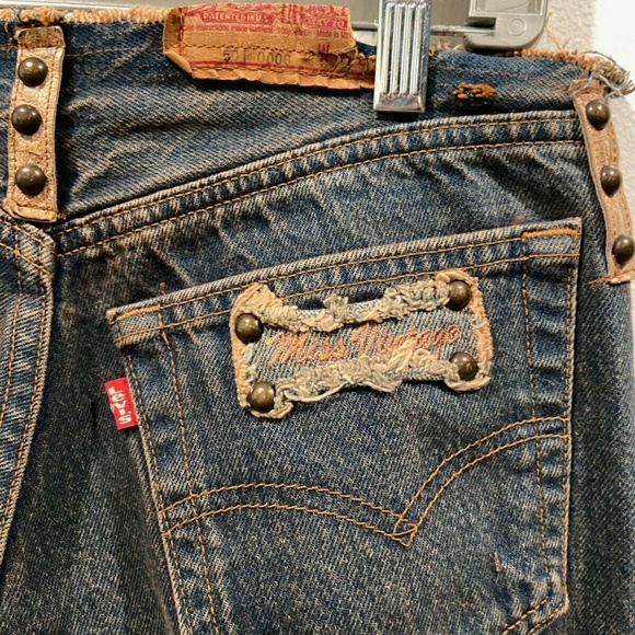 MISS VINTAGE LEVIS REDONE STUDDED BELL BOTTOM JEAN - Picture 6 of 8